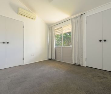 RENOVATED WITH SPACE TO SPARE - YOUR BEAK STREET BEAUTY AWAITS! - Photo 3