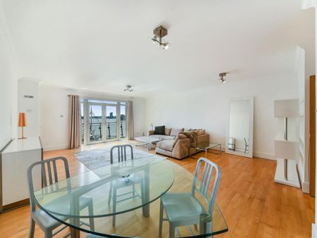 Apartment to rent in Dunbar Wharf E14 - Photo 2
