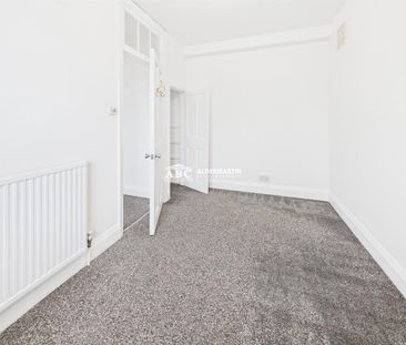 Brent Street, NW4 2QH, London - Photo 5