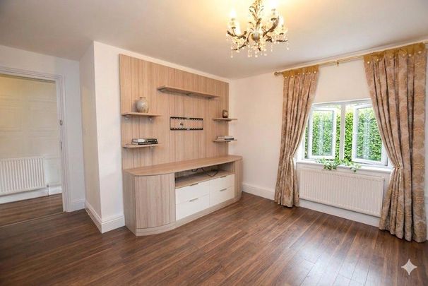 4 bedroom detached house to rent - Photo 1