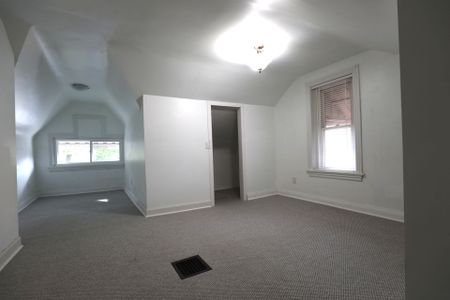 For Lease - 148 Victoria Avenue Unit# Upper level unit, Hamilton, Ontario - Photo 5