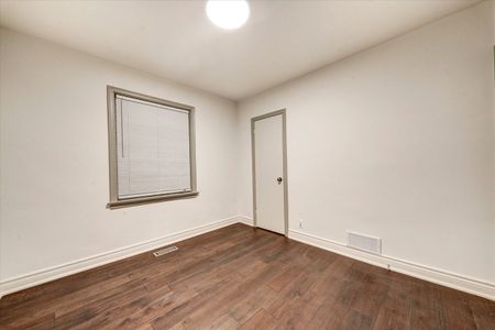 For Lease - 58 Gully Drive Unit# Main, Toronto, Ontario - Photo 3