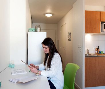 T2 38-39m² cour terrasse - Photo 1