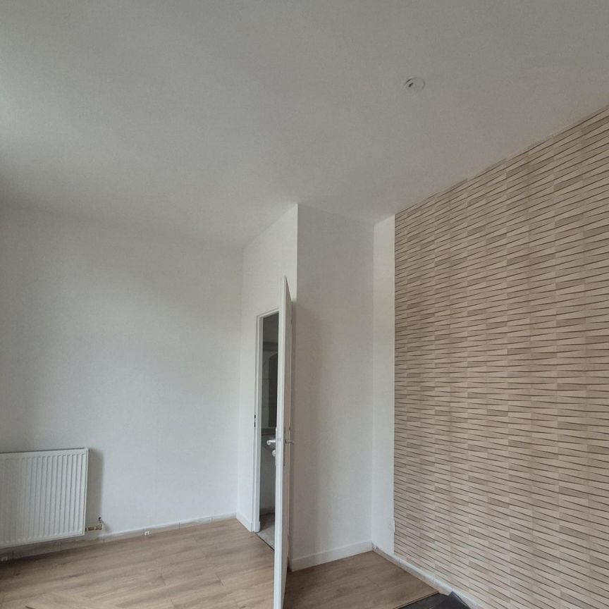 Location Appartement 2 pièces 54m² ST OMER 62500 - Photo 1