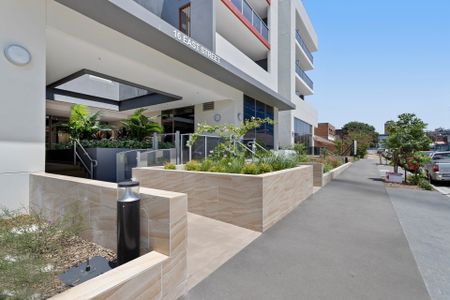 Apply Now &vert; Century 21 the Paramount Group - Photo 4
