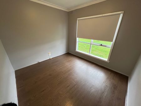 Newly Renovated 3 Bedroom Property&excl; - Photo 3