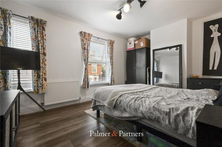 2 bedroom terraced house to rent - Photo 4