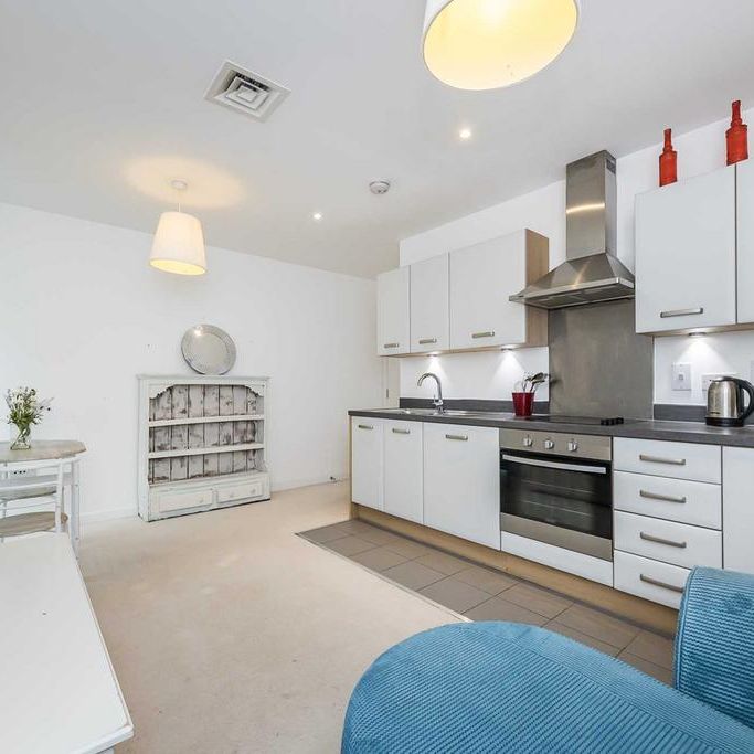 1 bedroom apartment to rent - Photo 1