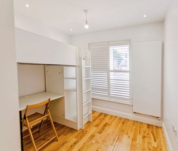3 Bed Flat, Gladstone Pk Gdns, NW2 - Photo 3