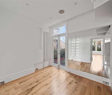 Kingston Hill, Kingston Upon Thames, KT2 - Photo 1