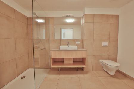 Schönes Wohnen mit Freiraum: Lichtdurchflutete Gartenwohnung mit Terrasse - Foto 2