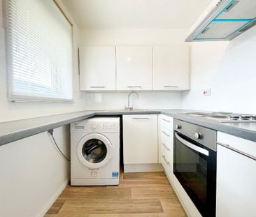 Studio to rent - Photo 6