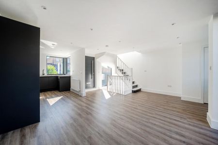 Burghill Road, Sydenham, London, SE26 - Photo 2