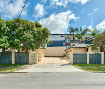 LOVELY, 2 BEDROOM TOWNHOUSE IN EVERTON PARK ! - Photo 6