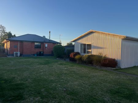 Family Home in Tinwald - Photo 4