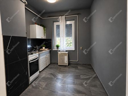 Kiadó átlagos állapotú lakás - Szeged - Fotó 3