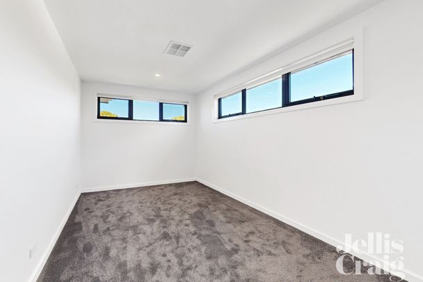 18B Noora Avenue, Bentleigh East - Photo 1