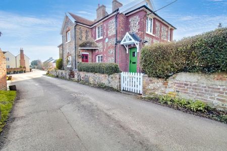 2 bedroom cottage to rent - Photo 3