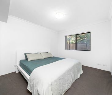 Spacious Ground Floor Apartment with Oversized Living & Entertainer... - Photo 3
