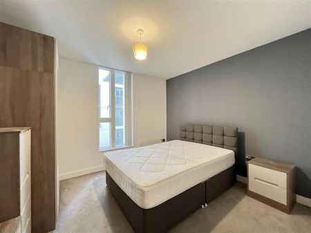 2 bedroom apartment to rent - Photo 3