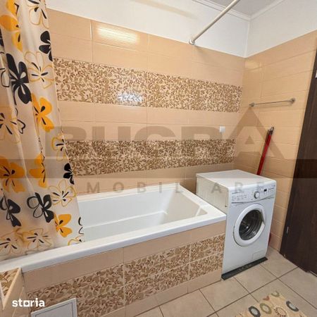 Apartament de 2 camere, 42mp, etaj intermediar, zona FSEGA - Fotografie 3