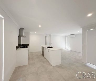 Brand NEW 4x2 House in Eglinton with Alfresco! - Photo 4