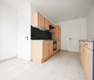 Stadswoning met tuin in centrum Oostrozebeke - Photo 6