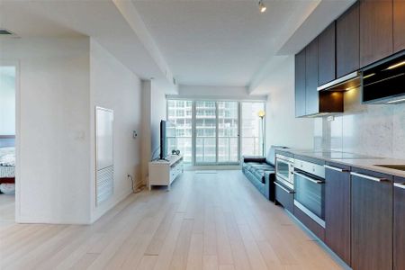 For Lease - 115 Mcmahon Drive Unit# 2501, Toronto, Ontario - Photo 4