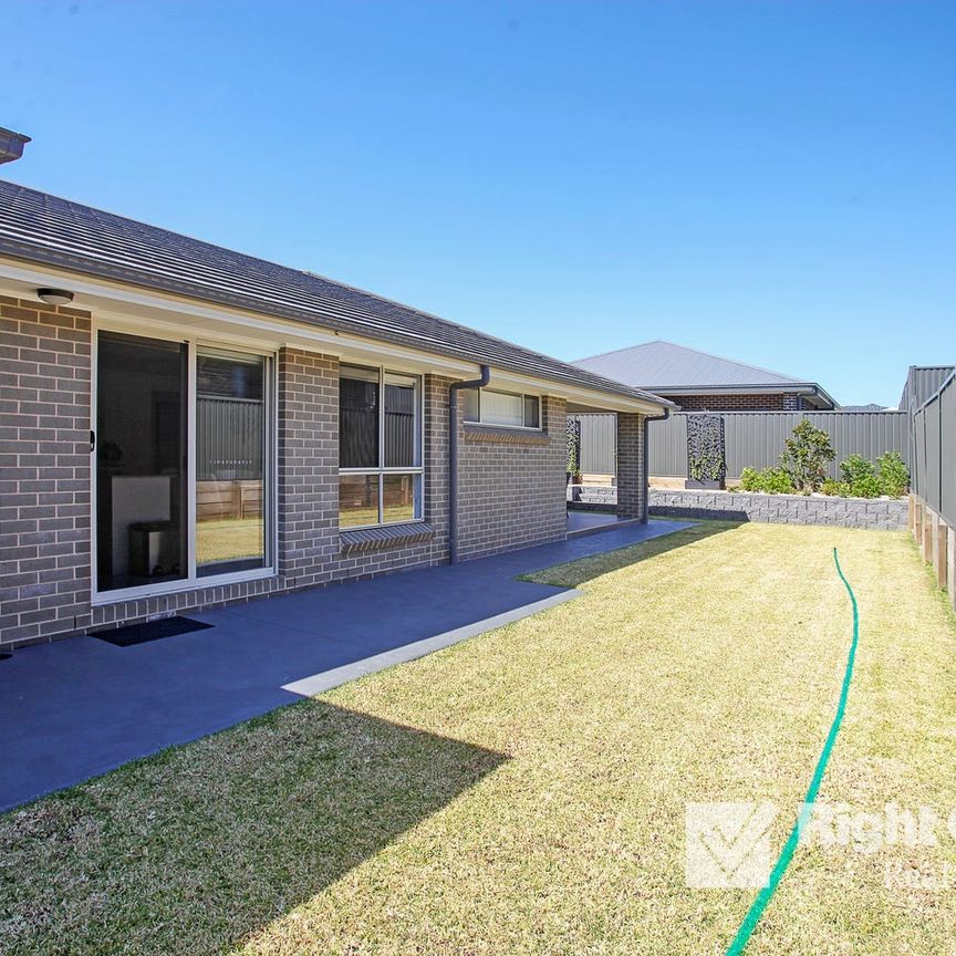 Immaculate home - Photo 1