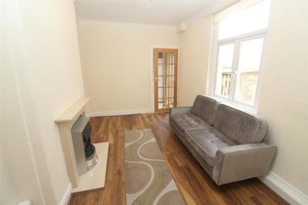 4 bedroom house to rent - Photo 3