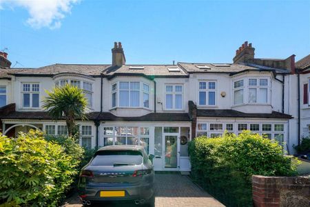 4 bedroom terraced house to rent - Photo 4