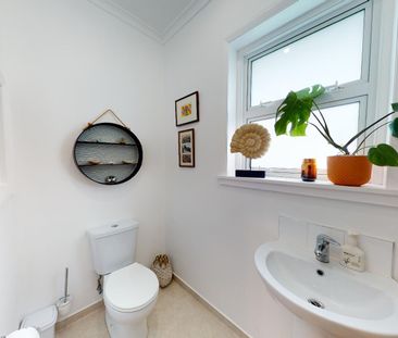 Whanganui East - 3 Bedrooms - Photo 5