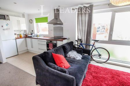 1 bedroom flat to rent - Photo 5