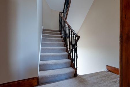 4 bedroom maisonette to rent - Photo 3