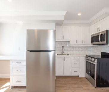 81 Empire St, Welland (Unit 13) - Extended Bachelor Apartment - Photo 3