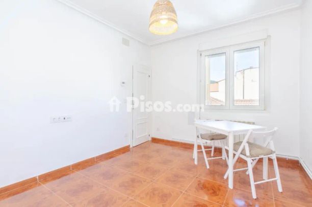 Piso en alquiler en Calle de la Escuela de Capataces - Foto 1