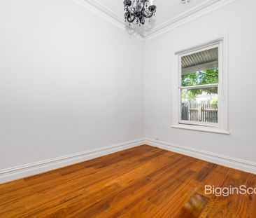 Prime Richmond Location – Move Straight In! - Photo 2