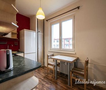 Pronájem bytu 2+1 55 m² - Photo 4