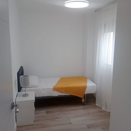 Piso de alquiler en Calle Marbella, 6, Puerto Deportivo - Photo 5