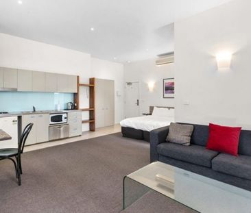 Fully Furnished Studio Apartment - Photo 5