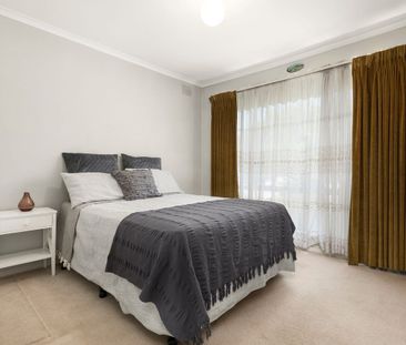 MULGRAVE’S HIDDEN GEM – SPACIOUS FAMILY HOME WITH TIMELESS CHARM! - Photo 3