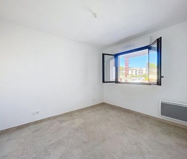 Location Appartement 2 pièces 42m² AJACCIO 20000 - Photo 3