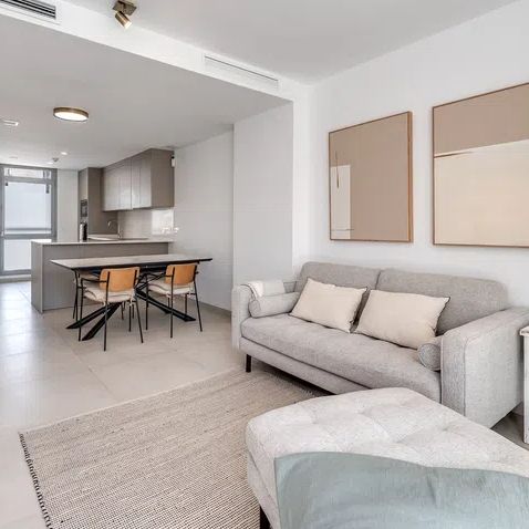 Alquiler de ático en Avenida Diego Velazquez - Photo 1