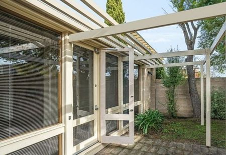 1/92 McKillop Street, Geelong - Photo 5