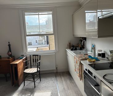 1 Bed Flat, Brunswick Square, BN3 - Photo 1