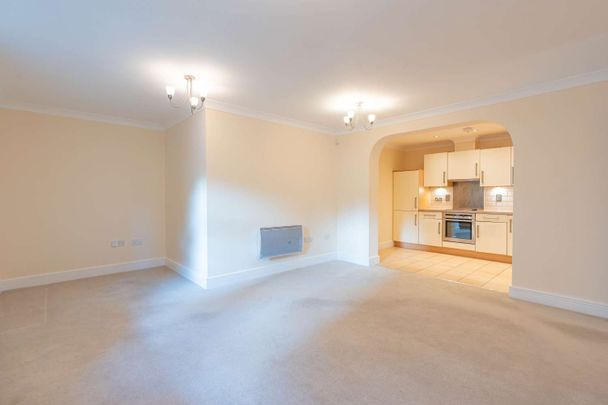 Elizabeth Jennings Way, Oxford OX2 7BW - Photo 1