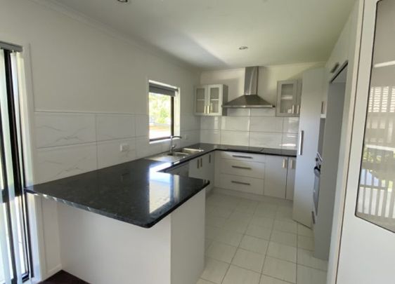 Community Charm - Photo 1