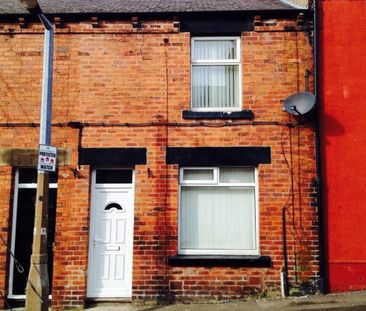 3 bed Terraced - To Let - Photo 4