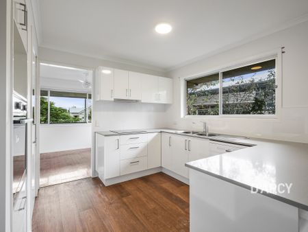 18 YARDLEY AV - Photo 4