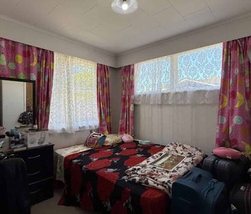 Bright & Comfortable 3-Bedroom Family Home - Photo 4